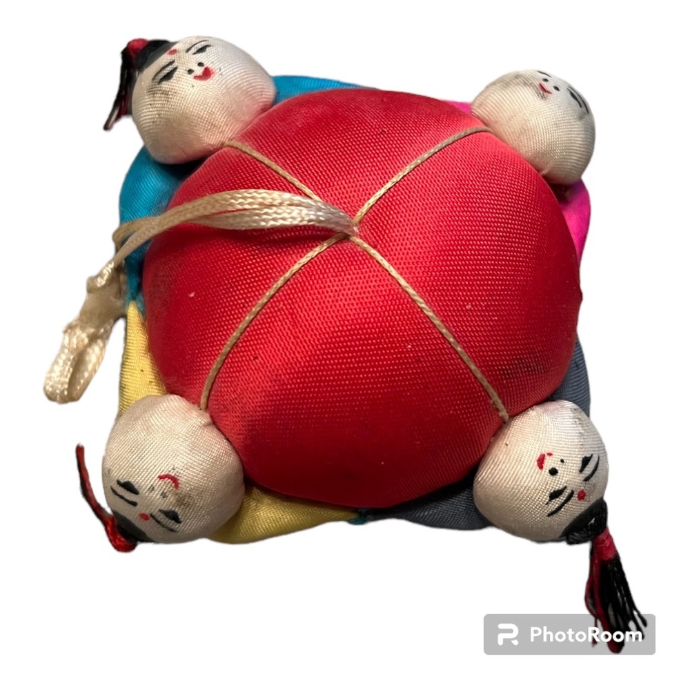 Vintage Chinese four person pin cushion